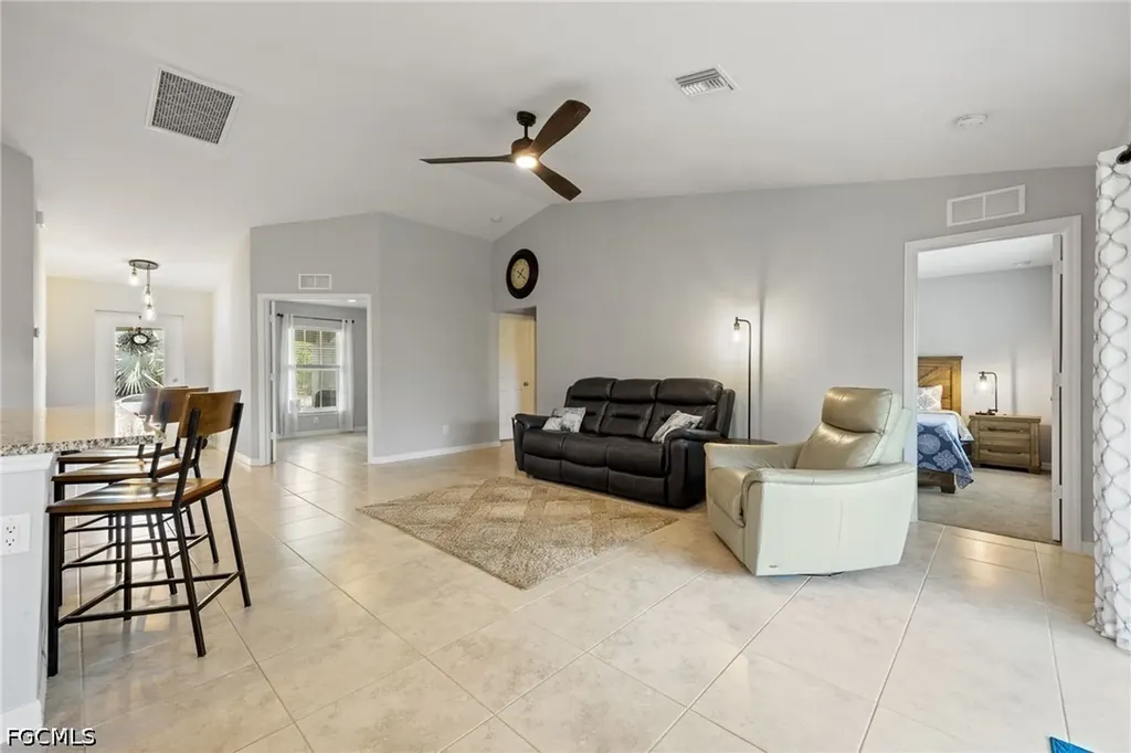 2816 NW 27th Street Cape Coral FL 33993