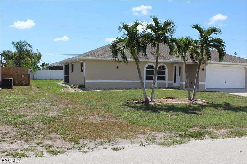 3006 SE 15th Place Cape Coral FL 33904
