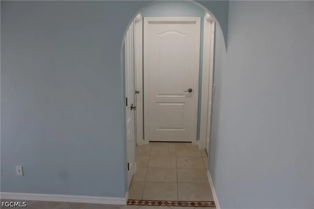 3006 SE 15th Place Cape Coral FL 33904