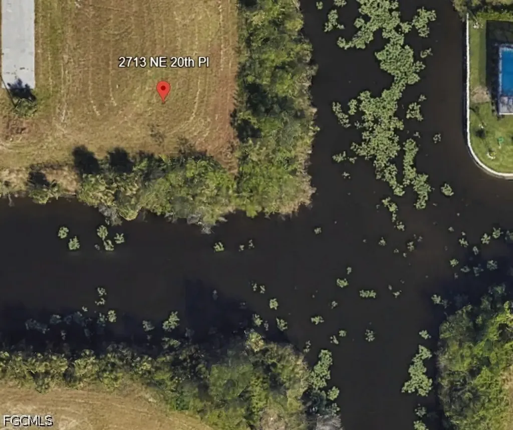 2713 NE 20th Place Cape Coral FL 33909