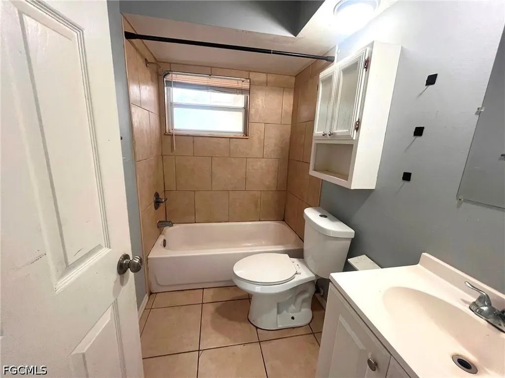 731 Lakeside Drive Largo FL 33778