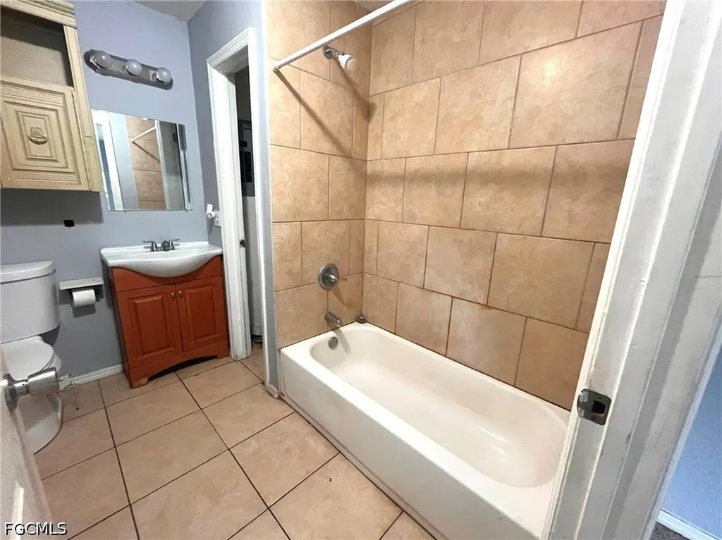 731 Lakeside Drive Largo FL 33778
