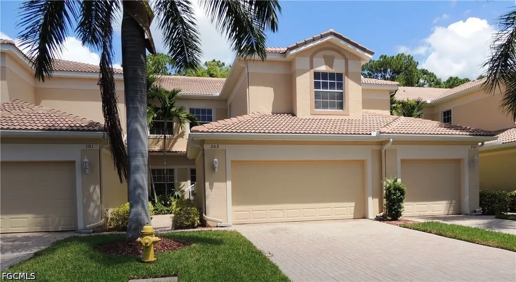 6020 Jonathans Bay Circle Fort Myers FL 33908
