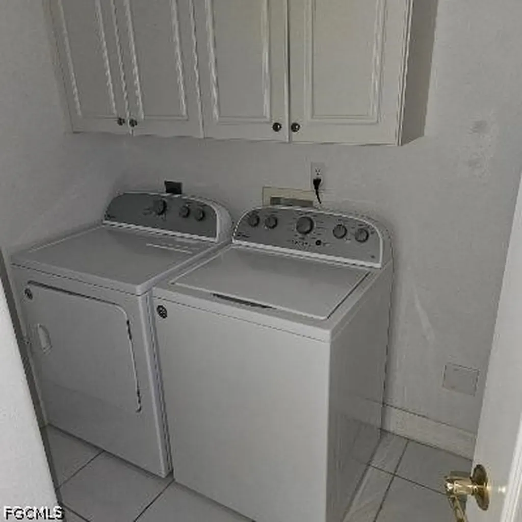6020 Jonathans Bay Circle Fort Myers FL 33908