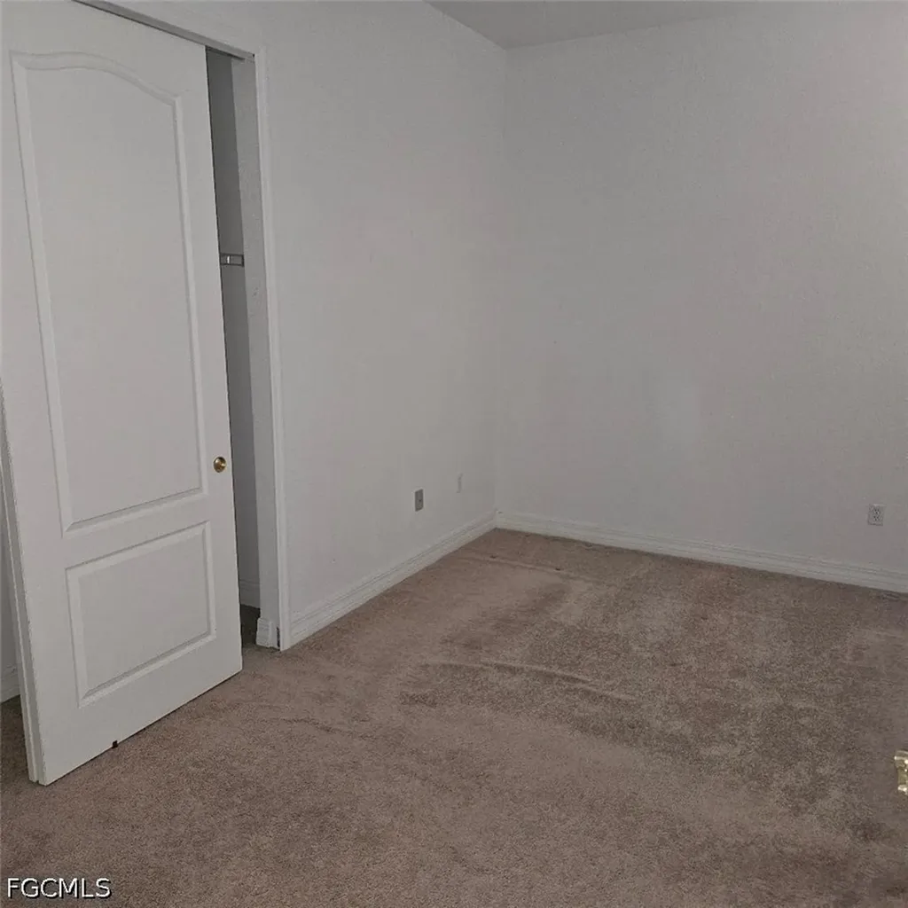 6020 Jonathans Bay Circle Fort Myers FL 33908