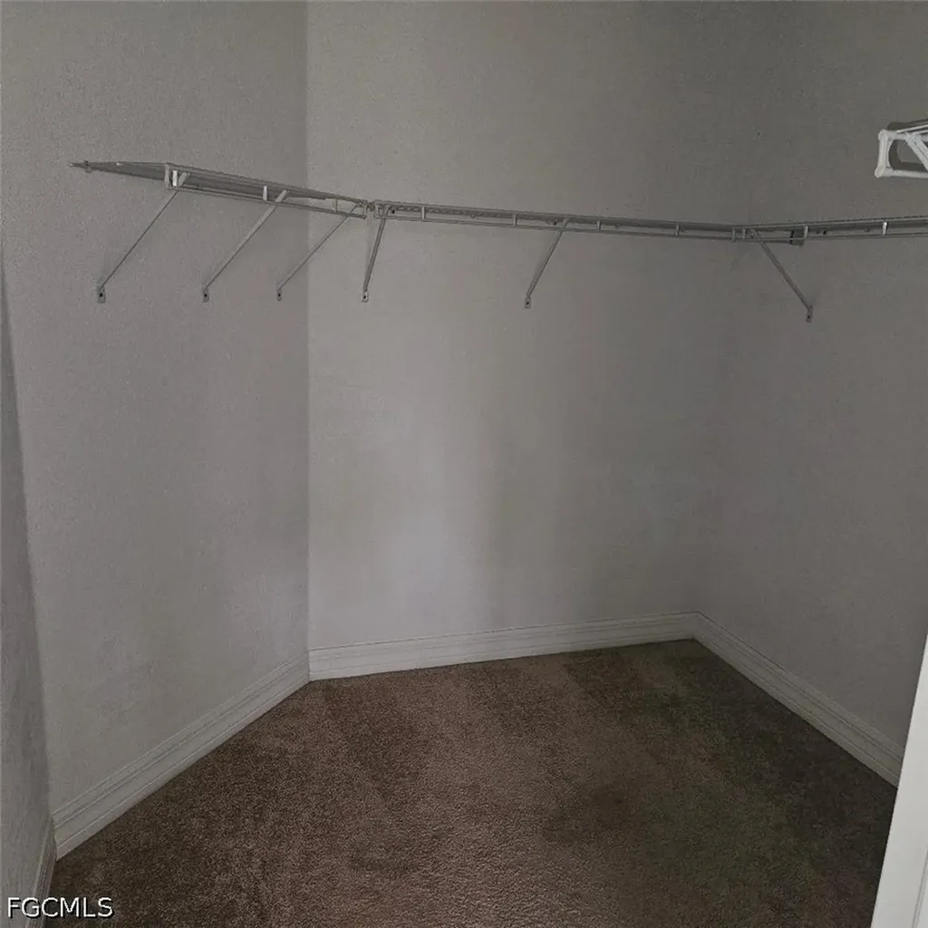 6020 Jonathans Bay Circle Fort Myers FL 33908