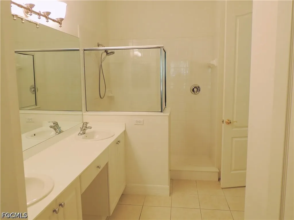 6020 Jonathans Bay Circle Fort Myers FL 33908