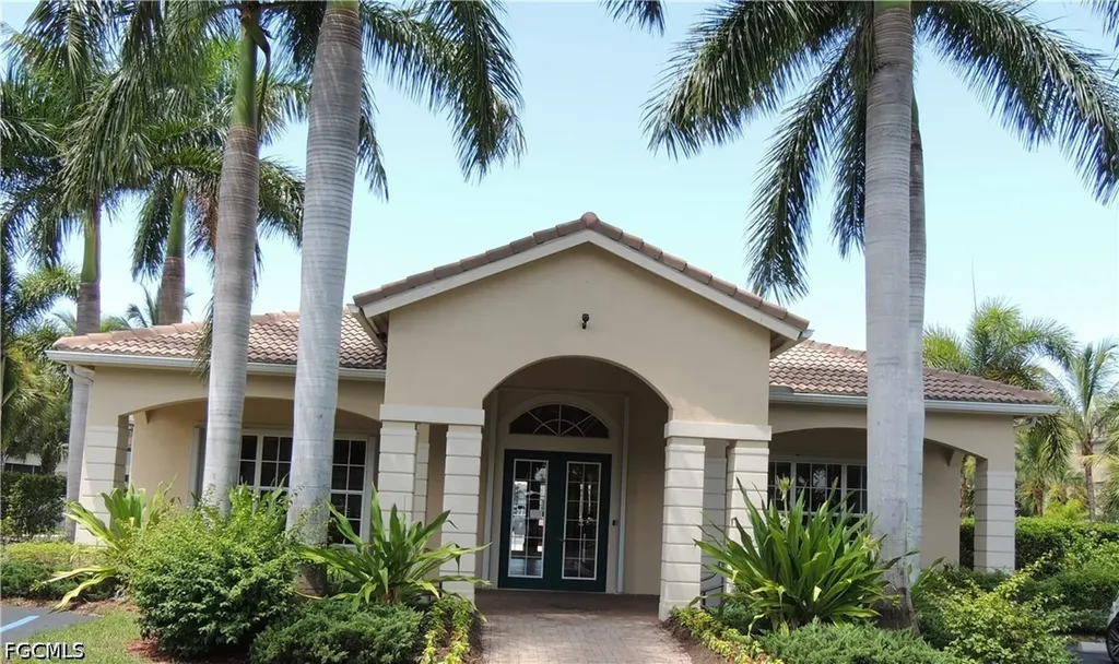 6020 Jonathans Bay Circle Fort Myers FL 33908