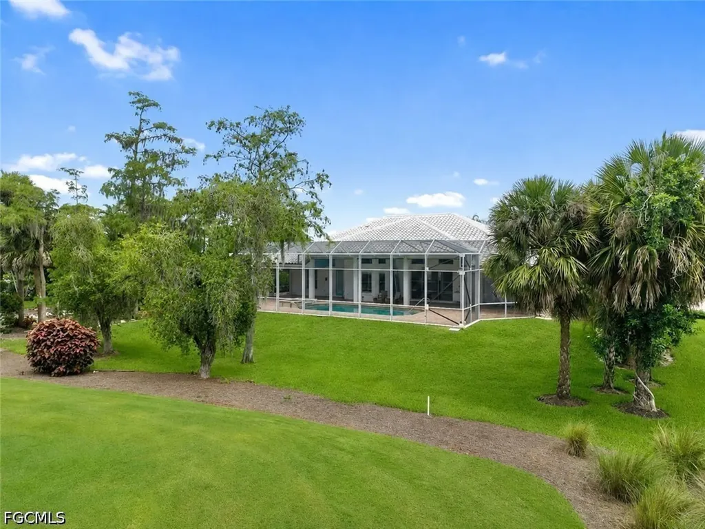 8160 Glenfinnan Circle Fort Myers FL 33912