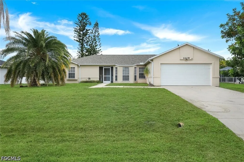 1409 SW 11th Place Cape Coral FL 33991