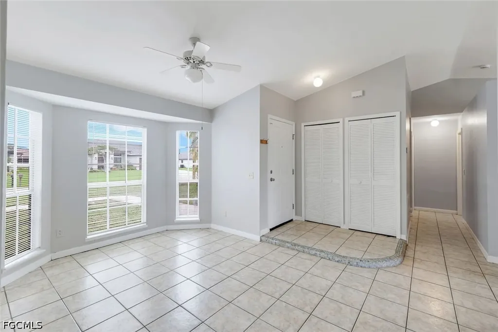 1409 SW 11th Place Cape Coral FL 33991