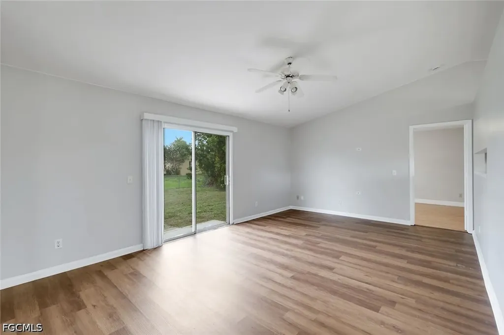 1409 SW 11th Place Cape Coral FL 33991