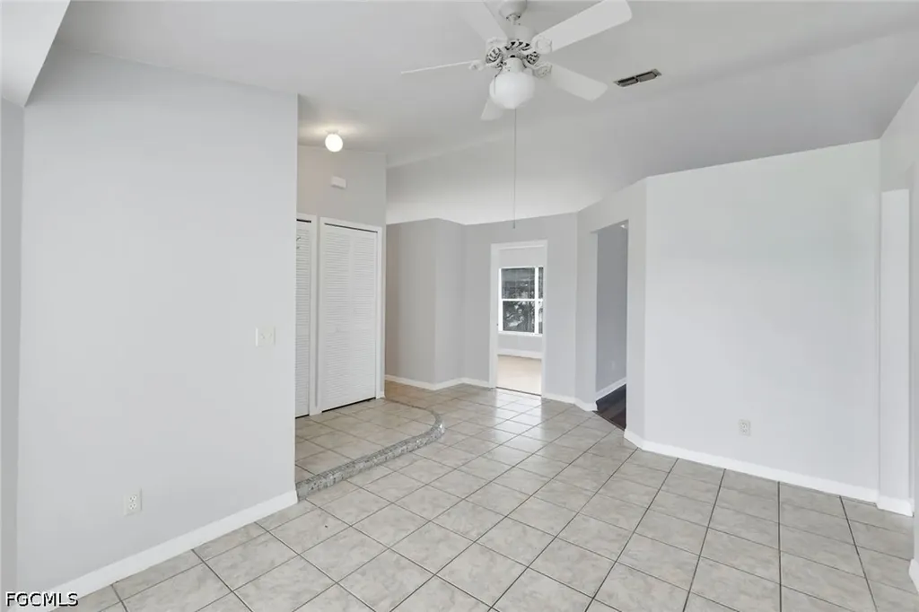 1409 SW 11th Place Cape Coral FL 33991