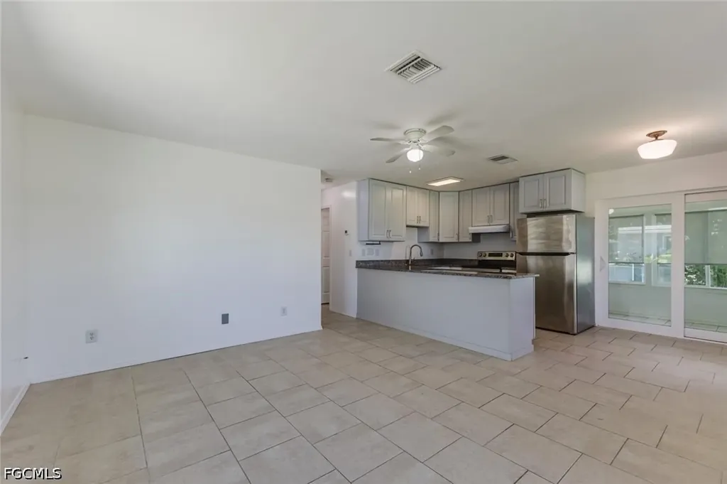 16595 Davis Road Fort Myers FL 33908