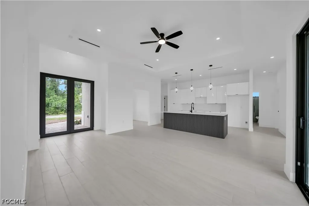 3312 3rd Street SW Lehigh Acres FL 33976