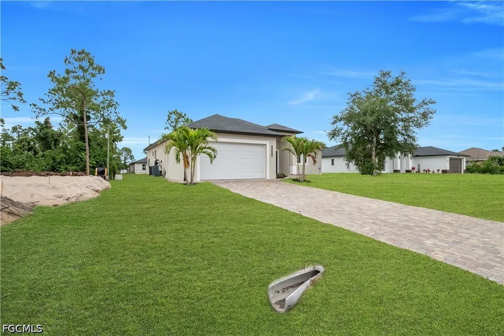 3312 3rd Street SW Lehigh Acres FL 33976