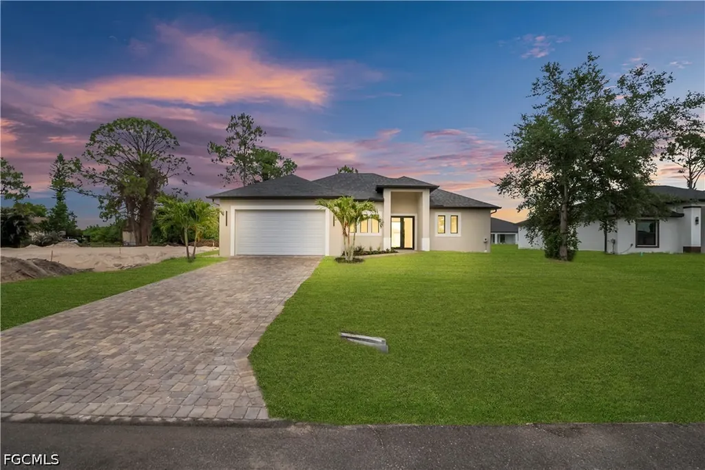 3312 3rd Street SW Lehigh Acres FL 33976