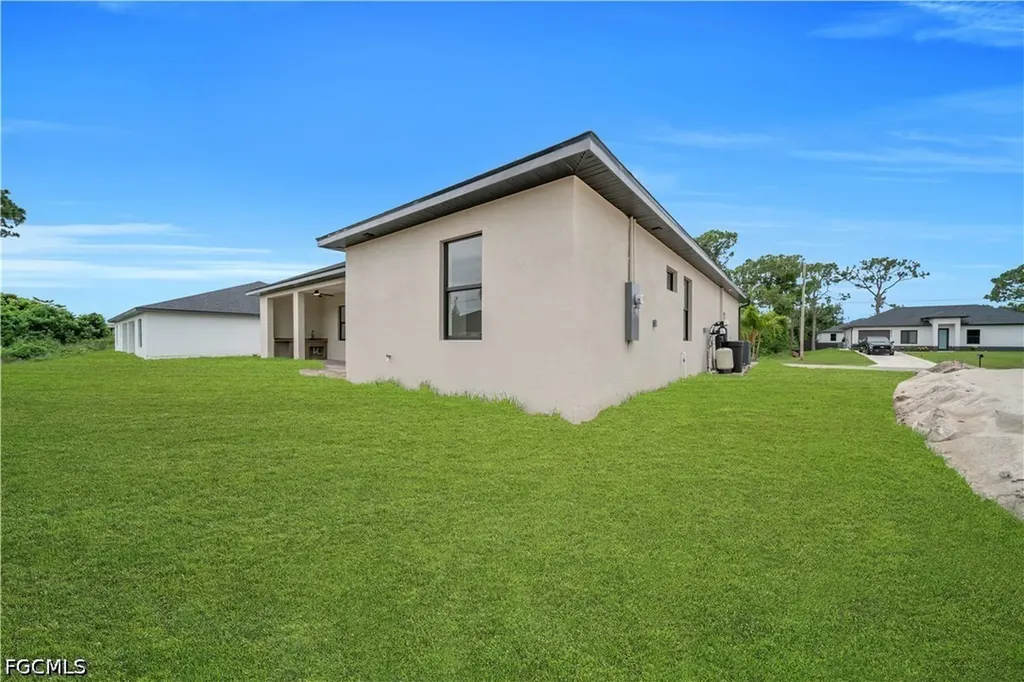 3312 3rd Street SW Lehigh Acres FL 33976