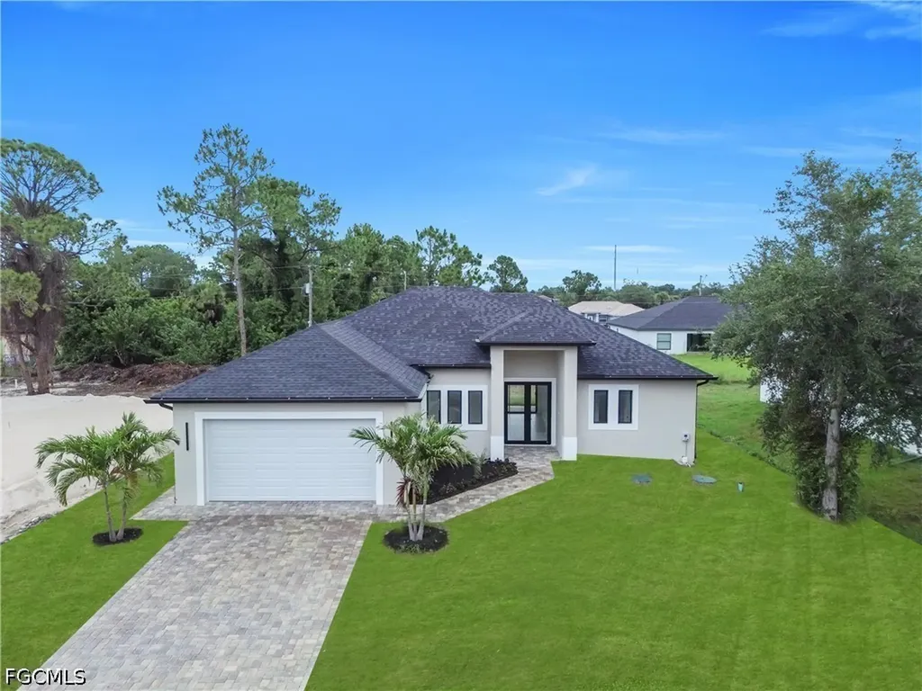 3312 3rd Street SW Lehigh Acres FL 33976