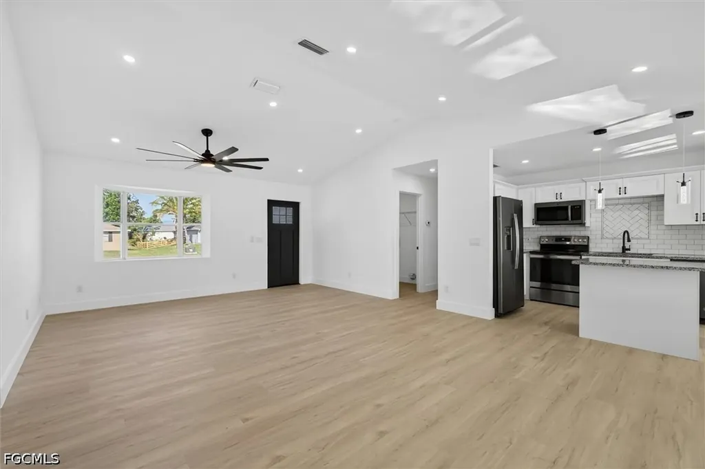 18521 Phlox Drive Fort Myers FL 33967