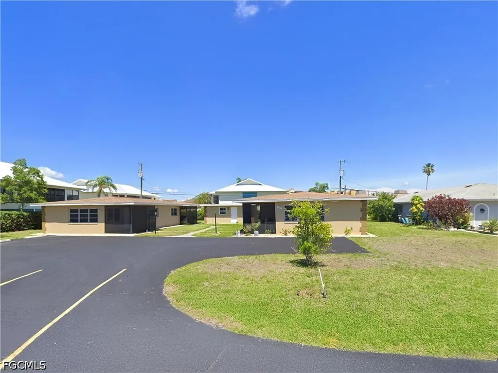 4009 SE 19th Avenue Cape Coral FL 33904