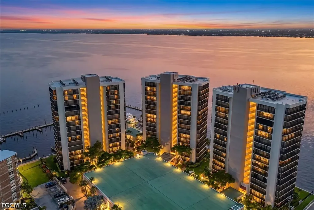 1920 Virginia Avenue Fort Myers FL 33901