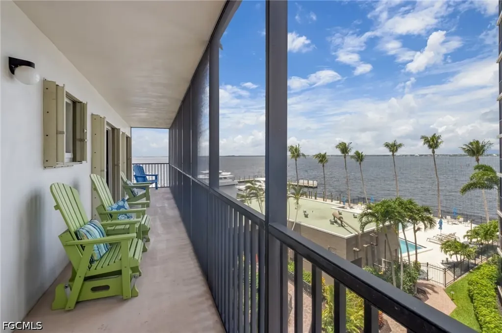 1920 Virginia Avenue Fort Myers FL 33901