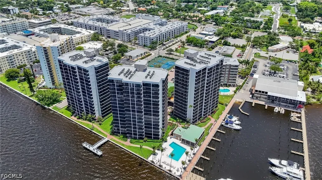1920 Virginia Avenue Fort Myers FL 33901