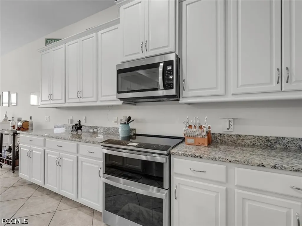 3271 Baravaldo Circle Cape Coral FL 33909