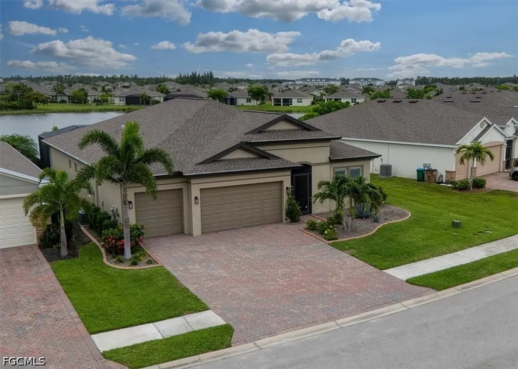 3271 Baravaldo Circle Cape Coral FL 33909