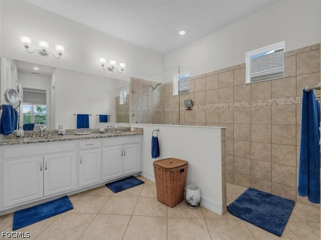 3271 Baravaldo Circle Cape Coral FL 33909