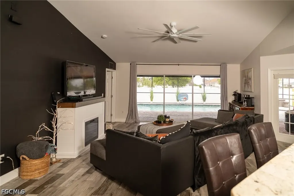 1319 NW 15th Place Cape Coral FL 33993