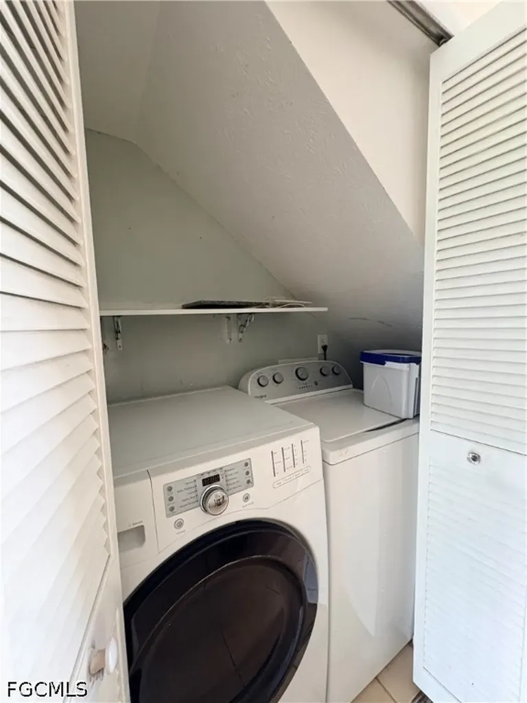 4514 SW 8th Place Cape Coral FL 33914