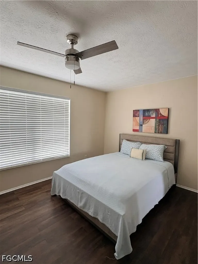 4514 SW 8th Place Cape Coral FL 33914