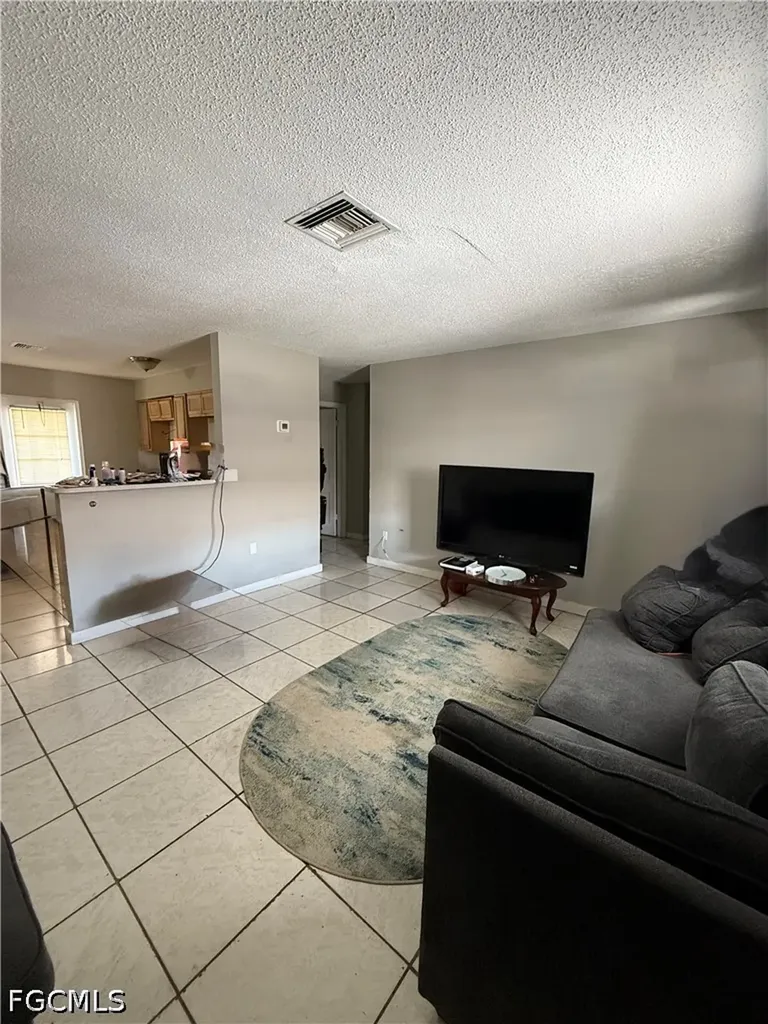 5456 10th Avenue Fort Myers FL 33907
