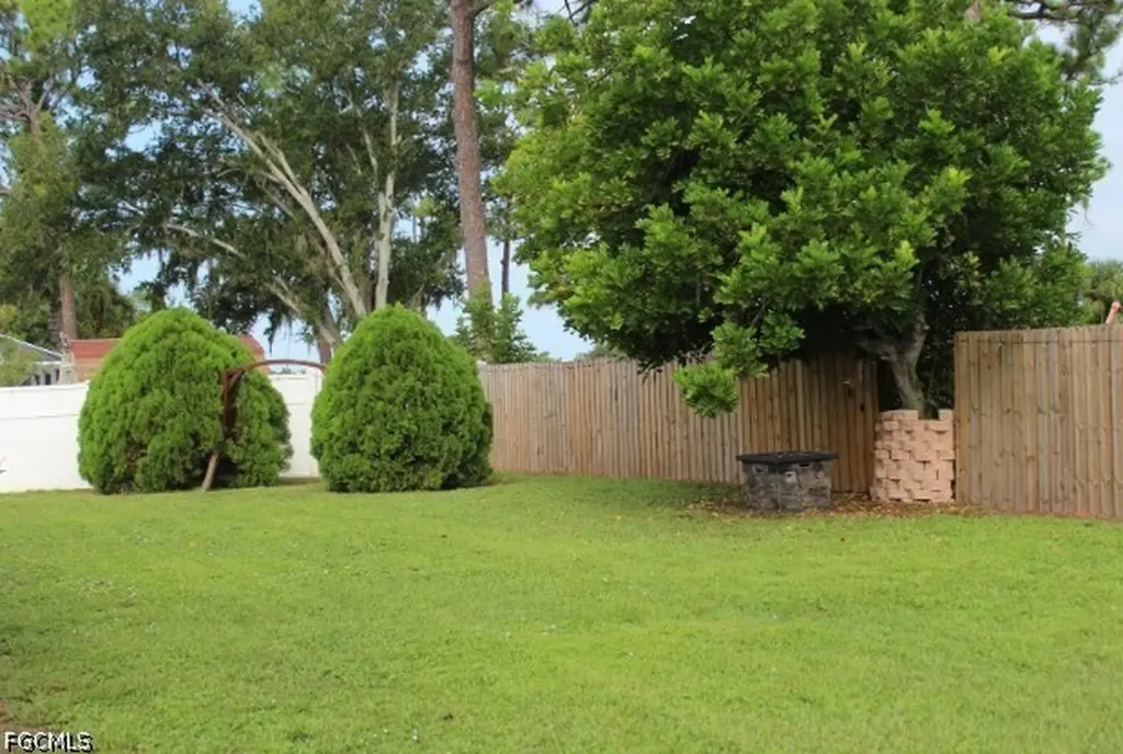 2320 Alton Road Port Charlotte FL 33952