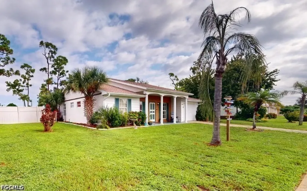 2320 Alton Road Port Charlotte FL 33952