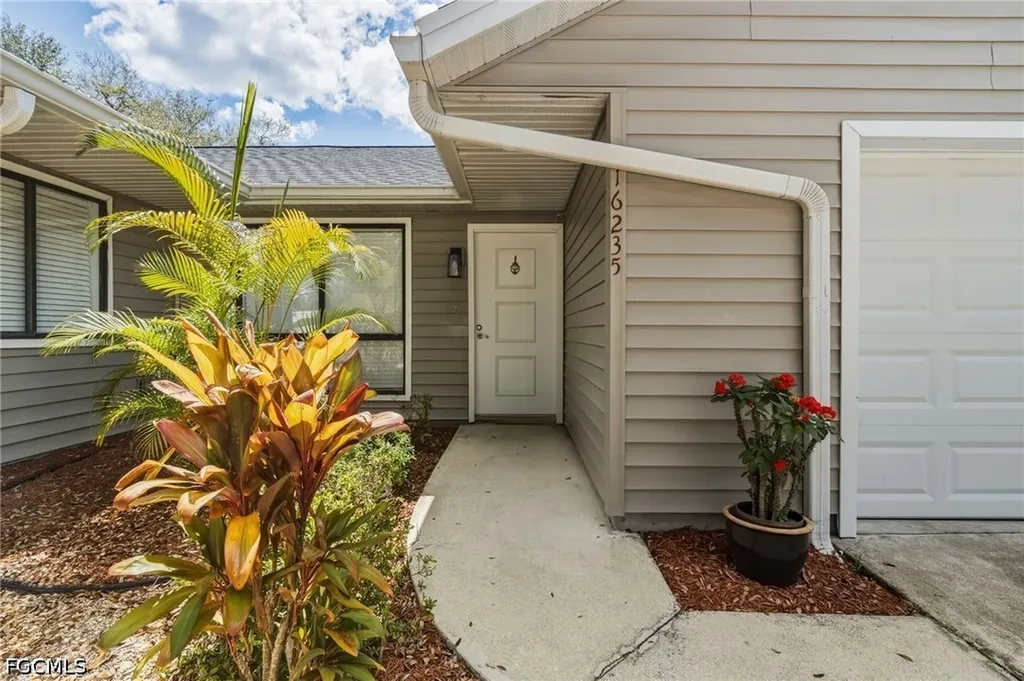 16235 Banyan Avenue Port Charlotte FL 33954