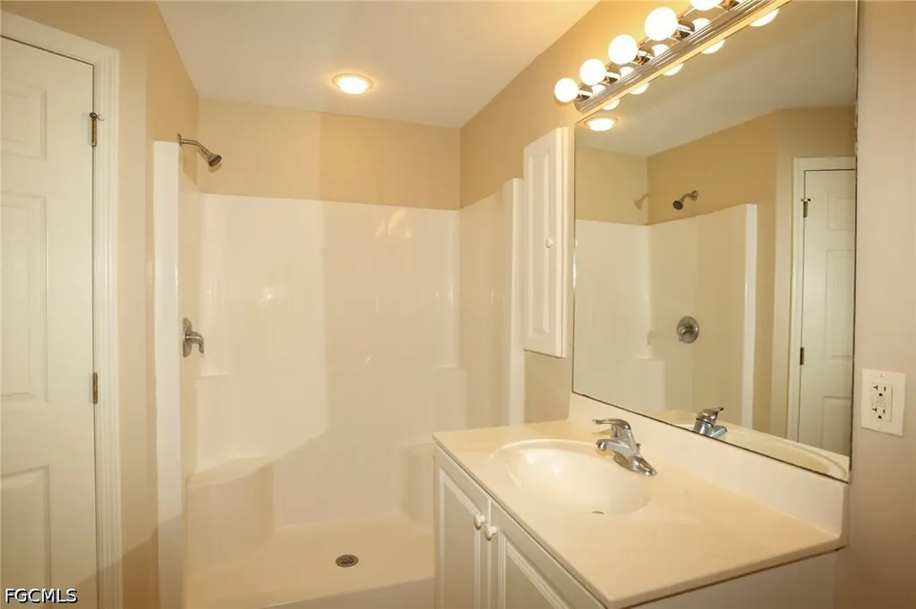 4754 Leonard Boulevard S Lehigh Acres FL 33973