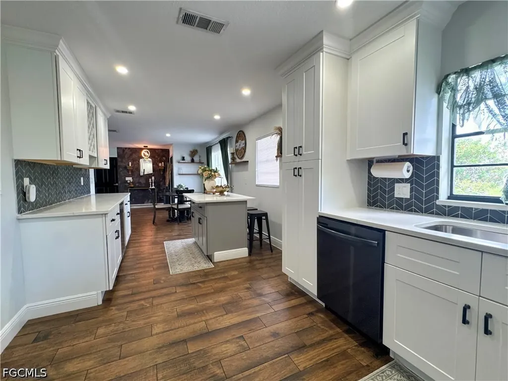 1019 Wyomi Drive Fort Myers FL 33919