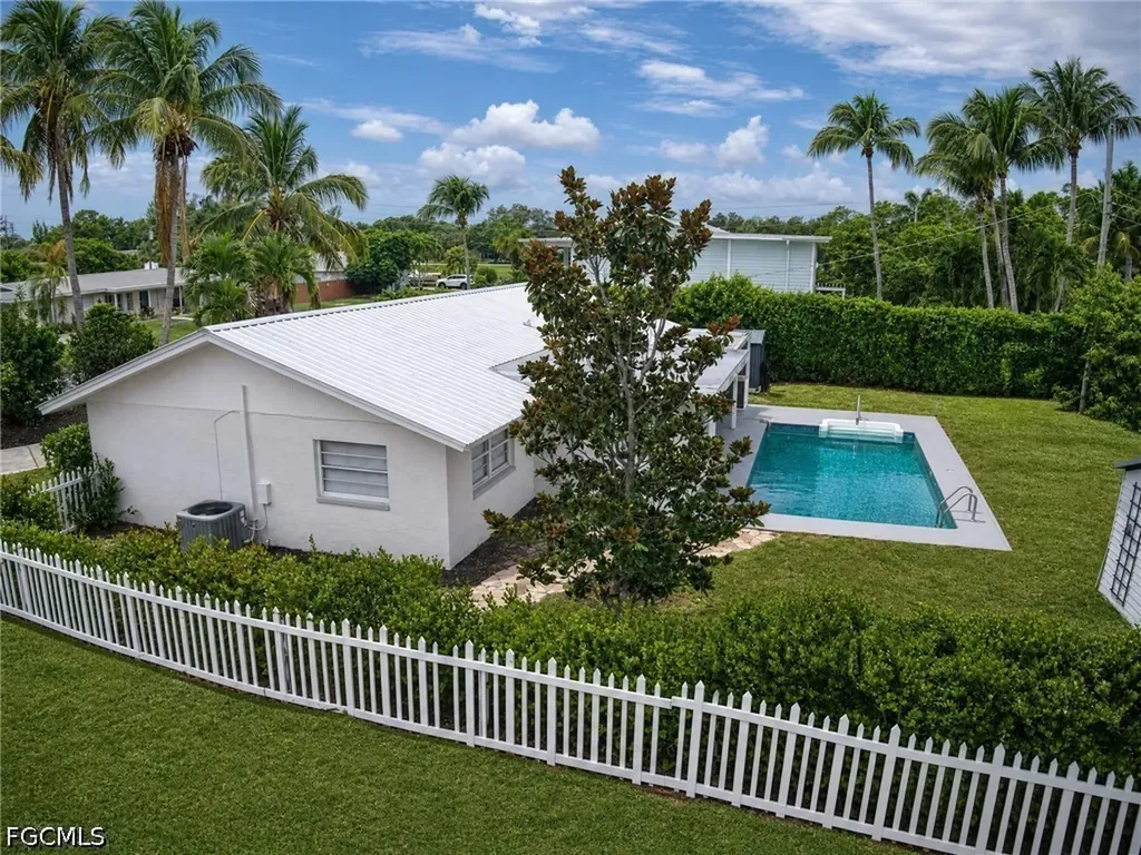 1019 Wyomi Drive Fort Myers FL 33919