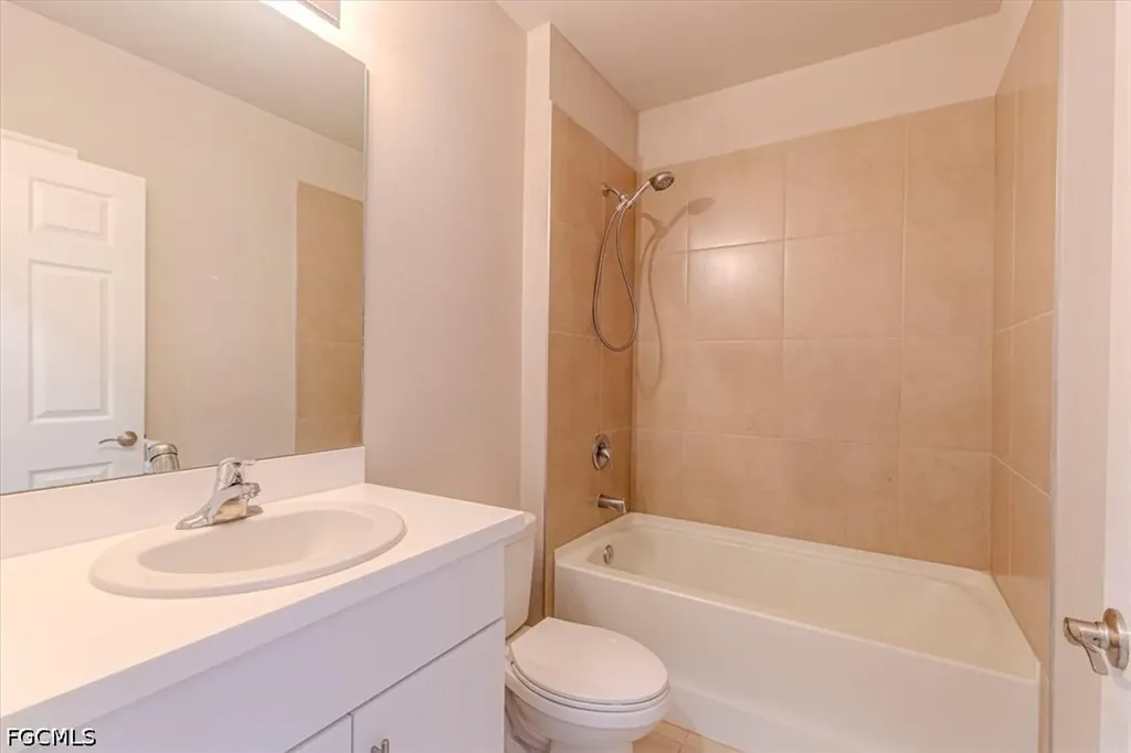 1806 NW 21st Terrace Cape Coral FL 33993