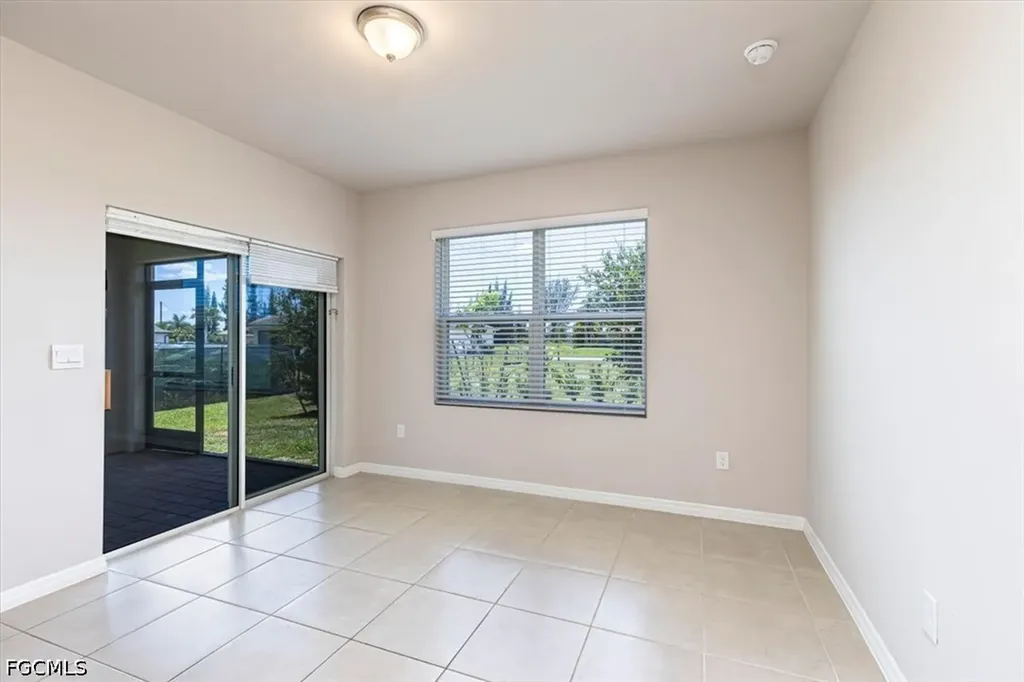 1806 NW 21st Terrace Cape Coral FL 33993