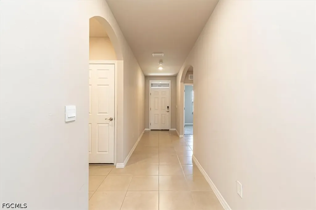 1806 NW 21st Terrace Cape Coral FL 33993