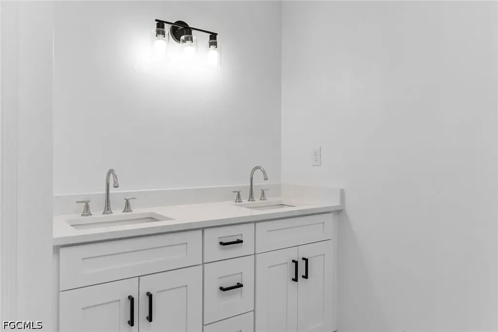 4130 NW 33rd Street Cape Coral FL 33993