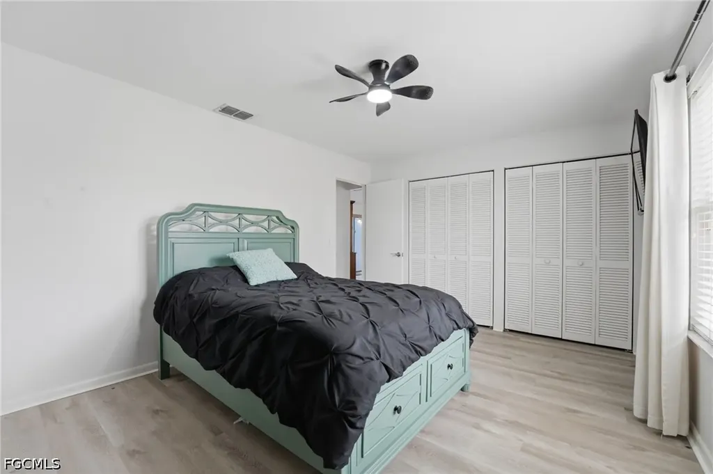1212 SW 13th Street Cape Coral FL 33991