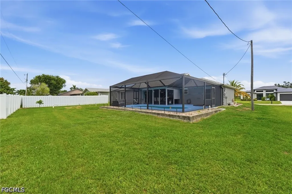 1212 SW 13th Street Cape Coral FL 33991
