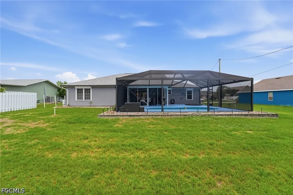 1212 SW 13th Street Cape Coral FL 33991