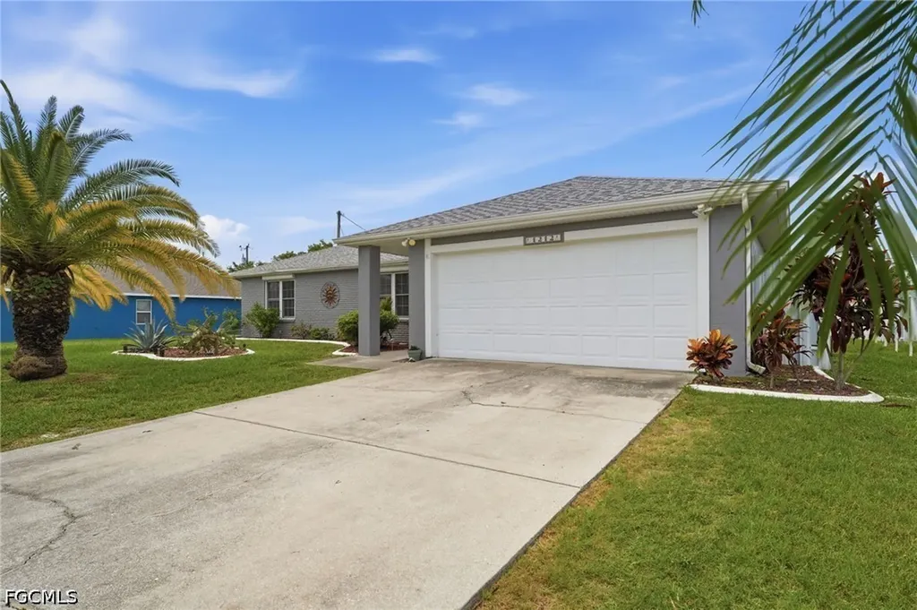 1212 SW 13th Street Cape Coral FL 33991