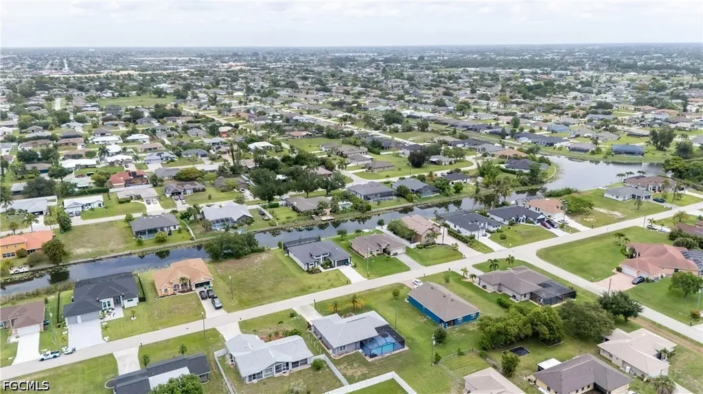 1212 SW 13th Street Cape Coral FL 33991